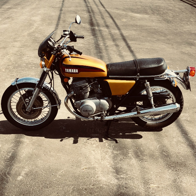 YAMAHA TX750