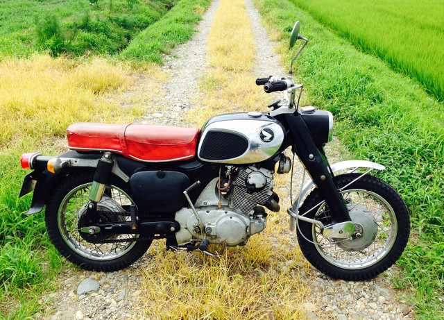 HONDA C72 SCRAMBLER