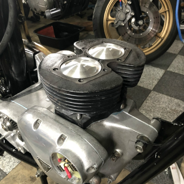 Triumph T140V Engine overhaul