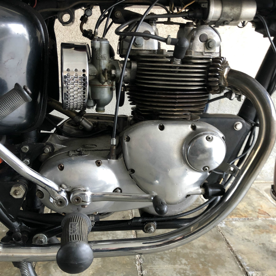 TRIUMPH T100R Daytona