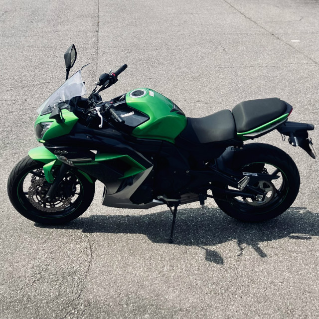 KAWASAKI NINJA400