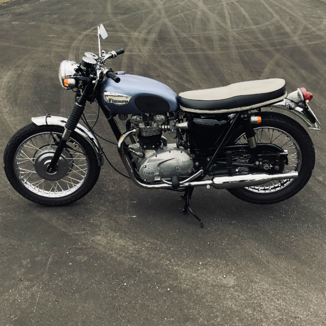 TRIUMPH T120 BONNEVILLE