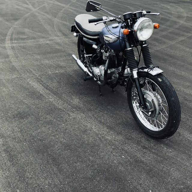 TRIUMPH T120 BONNEVILLE