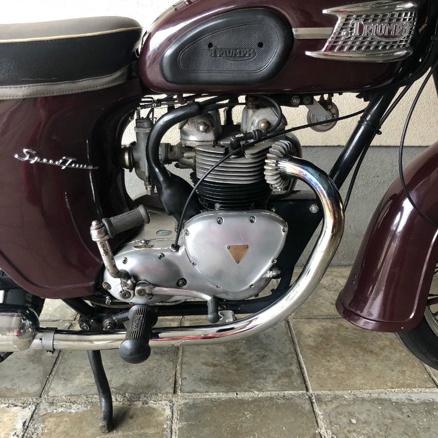 TRIUMPH 5TA Speed Twin