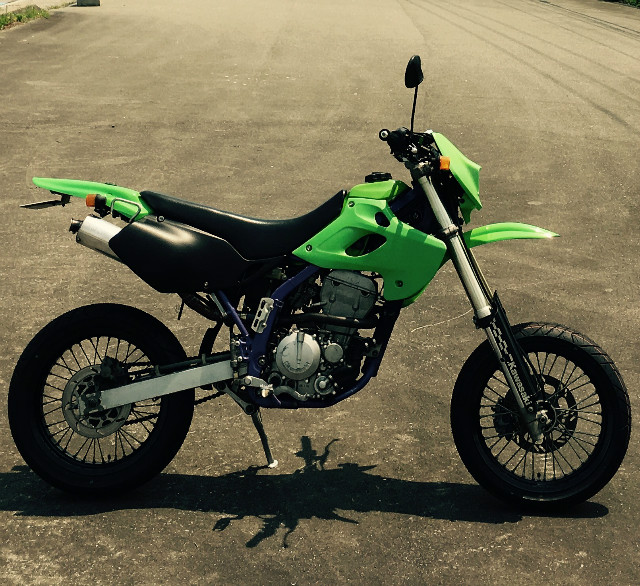 KAWASAKI KLX250ES Supermotard